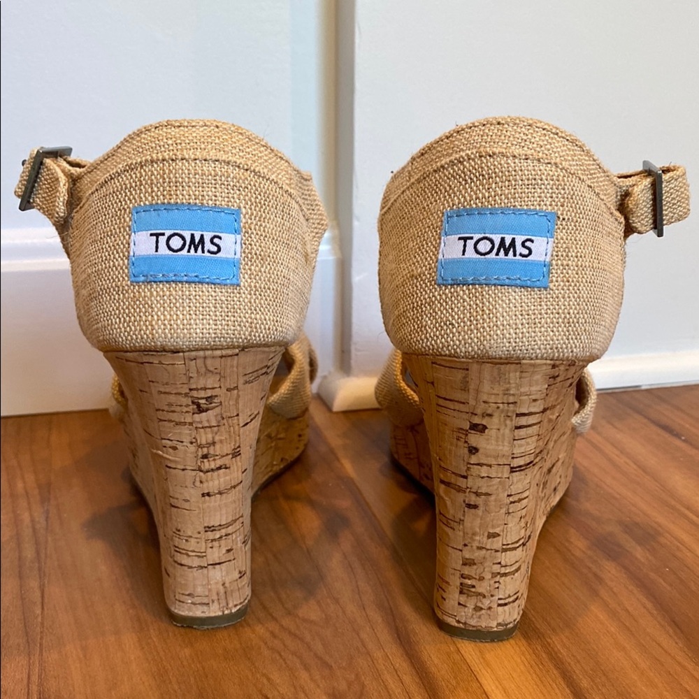 EUC Toms Cork Wedge Strappy Sandals - Picture 3 of 13